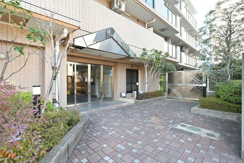 綱島街道から1本入ったところにあるマンションのため、静かな住環境です。