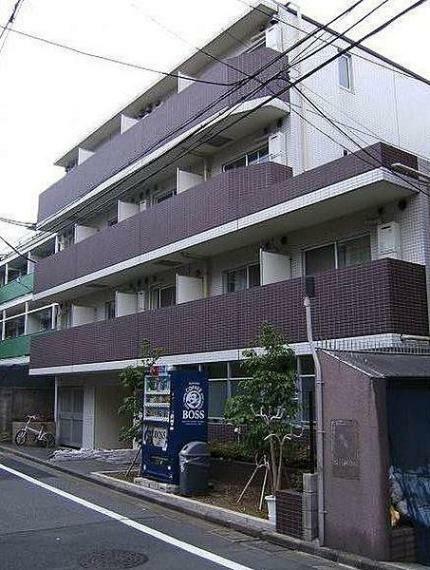 プレール・ドゥーク東新宿(1K) 1階の外観