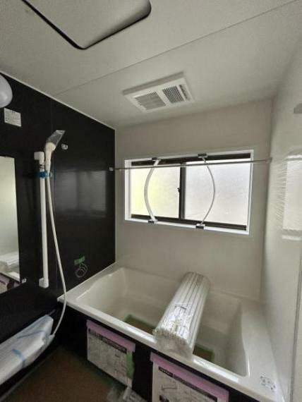 【リフォーム中5/5撮影】浴室はユニットバス交換を行います。