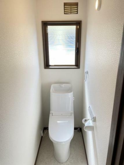 【リフォーム済】トイレはLIXIL製の温水洗浄付便座に交換しました。