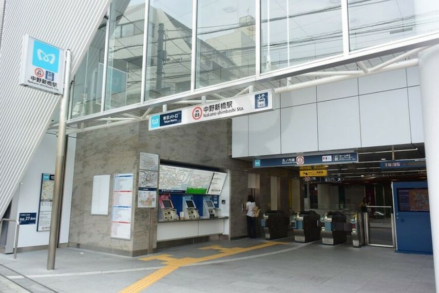 中野新橋駅（東京メトロ 丸ノ内線） 徒歩3分。