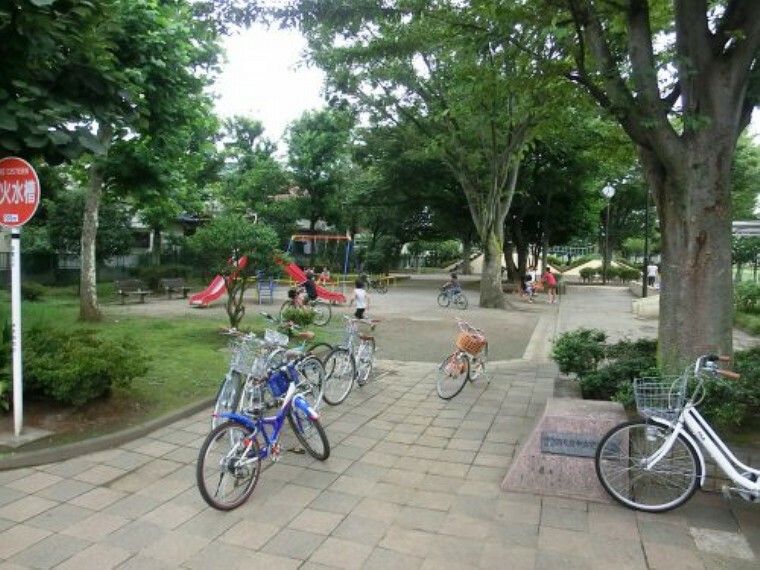 【公園】西大泉中央児童公園まで451m