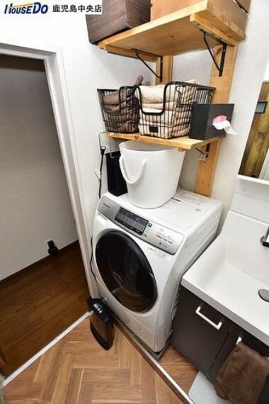 【洗濯機置場】室内洗濯機置き場です！