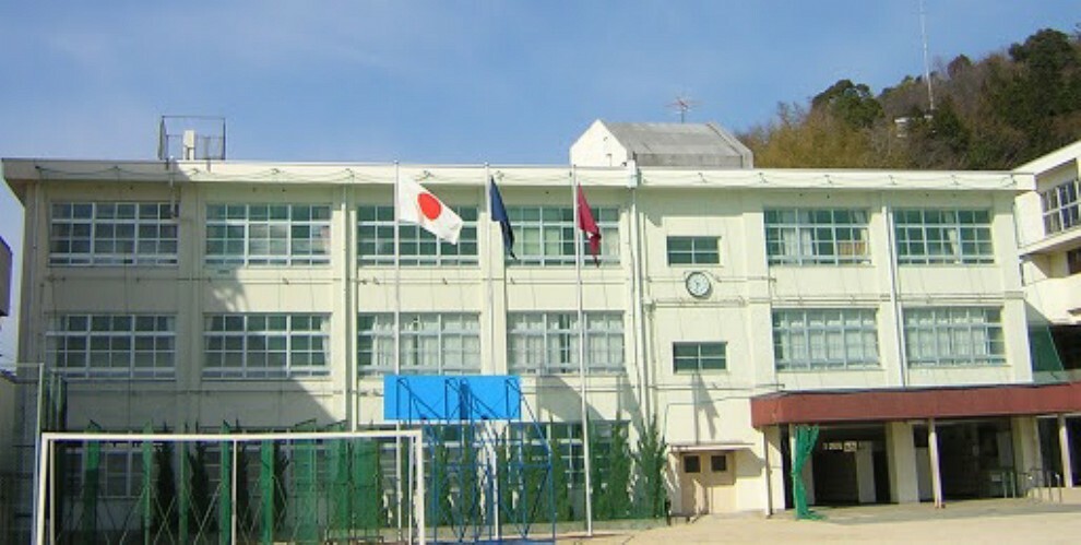 呉市立両城中学校