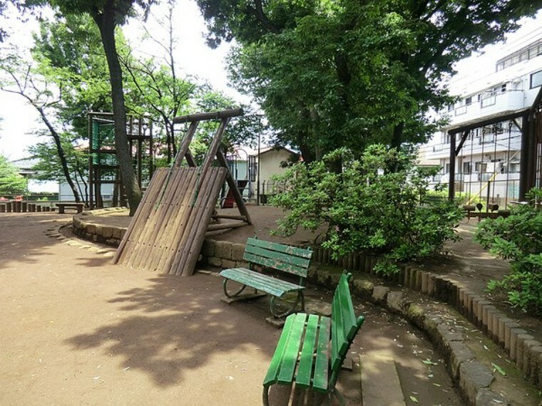 周辺環境:銀杏稲荷公園