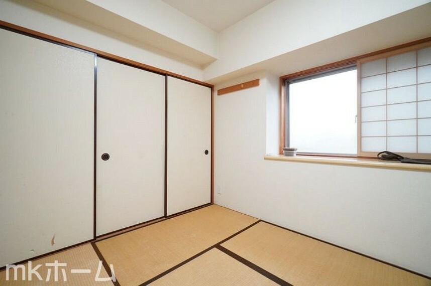 あると落ち着く和室には押入も完備されており、客間としてだけでなく収納などに利用できるスペースです！