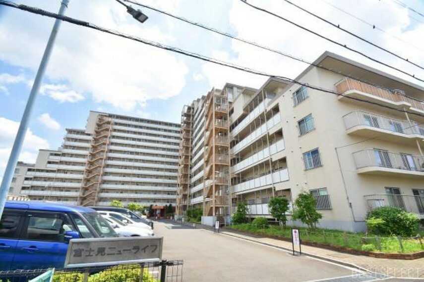 東武東上線「柳瀬川」駅徒歩5分の立地。総戸数216戸の大型分譲マンションです。