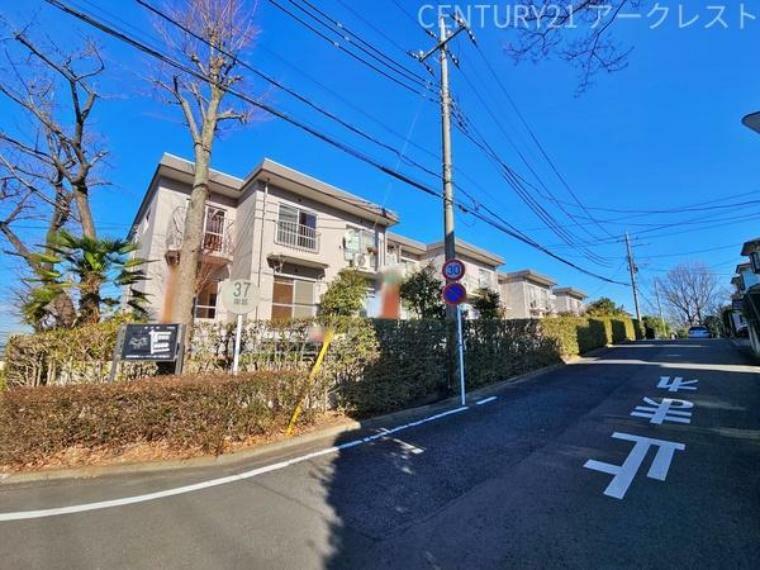             西所沢椿峰ニュータウン37街区1号棟
  