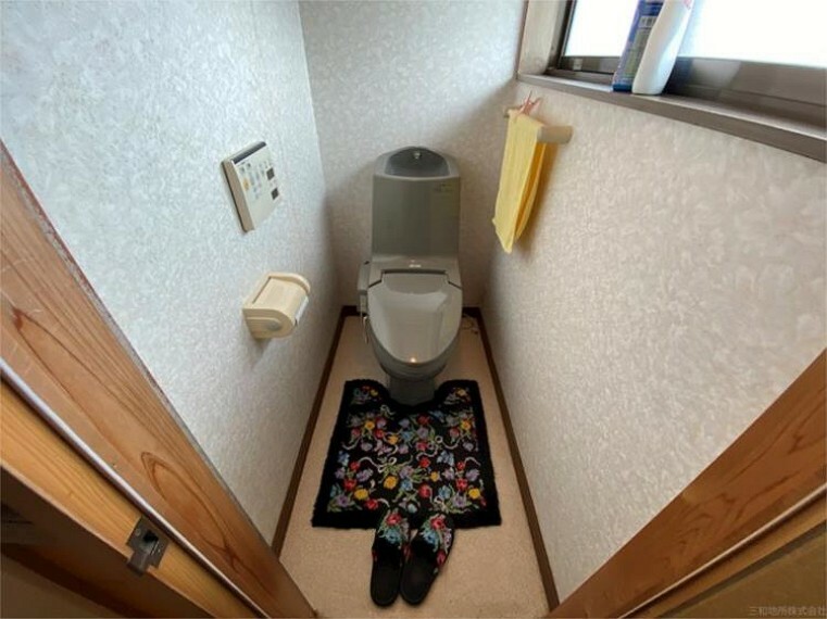 2Fトイレ。各階にトイレがあると便利ですね