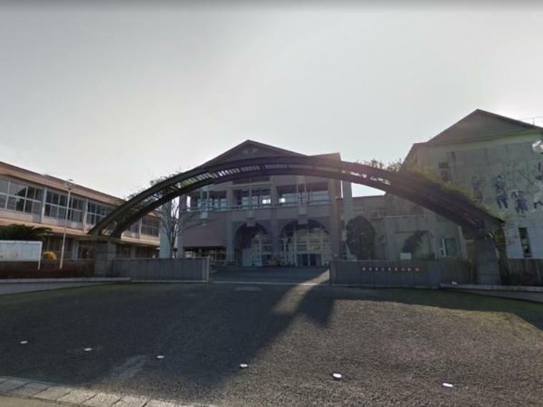 【周辺写真】霧島市立青葉小学校まで約850m（徒歩約12分）。