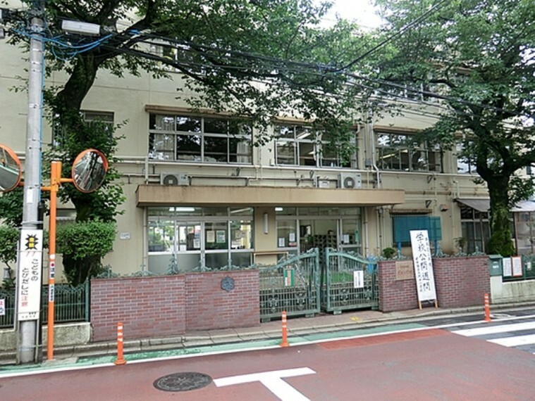 代田小学校