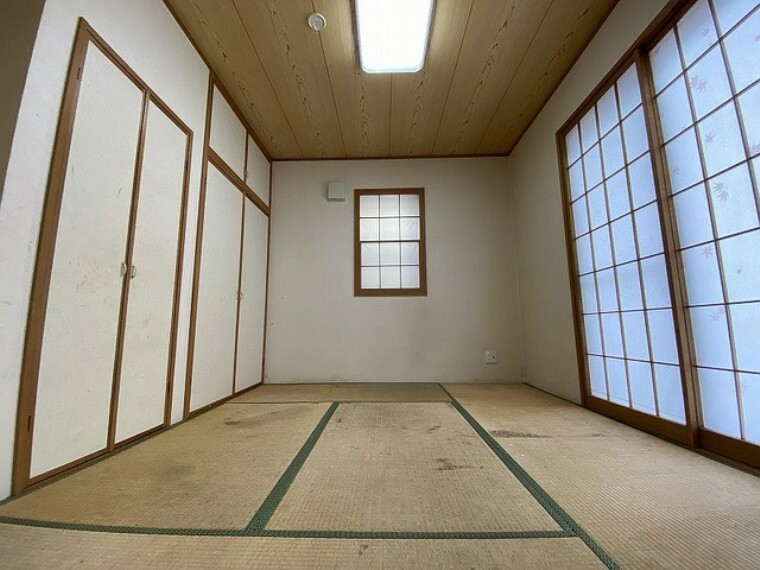 畳の香りとともにどこか落ち着く和室がある間取りです。