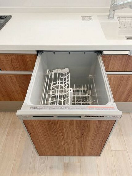 【食洗機】後片付けもラクラク、環境にも優しいビルトイン食器洗浄乾燥機。