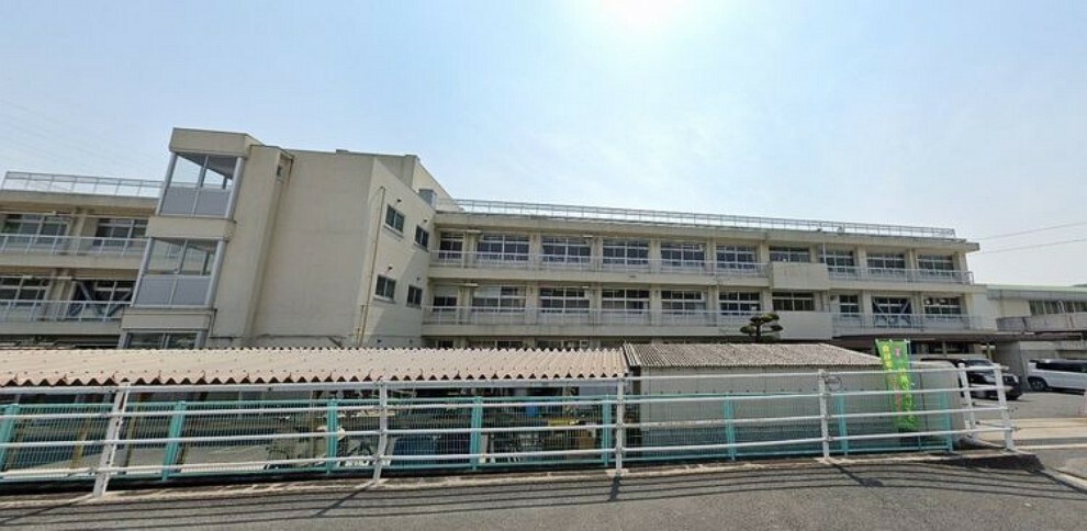 香和中学校 生徒数約450人。部活動では他では珍しいメディア部があります！