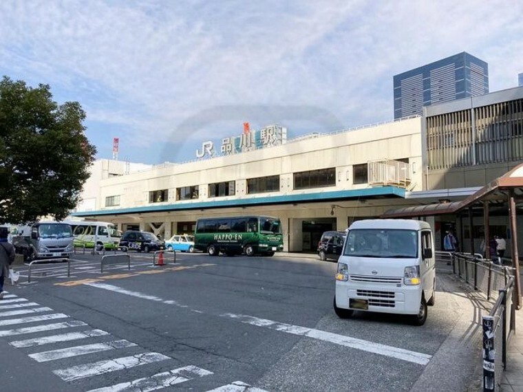 品川駅（JR東日本 山手線） 徒歩12分。