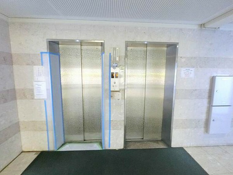 エレベーター2基。忙しいときも安心！