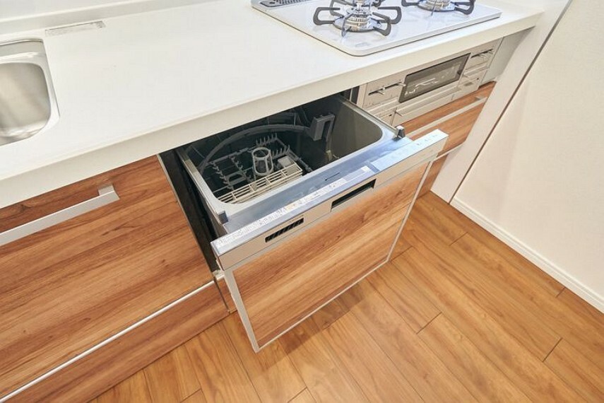 【食洗機】後片付けもラクラク、環境にも優しいビルトイン食器洗浄乾燥機。