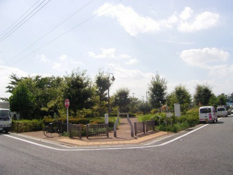 【公園】久保新田さくら公園まで687m
