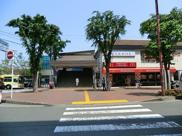 小田急江ノ島線「善行」駅（駅周辺には、荏原湘南スポーツセンターや藤沢乗馬クラブなどがあり、スポーツを楽しむのにも最適です。）