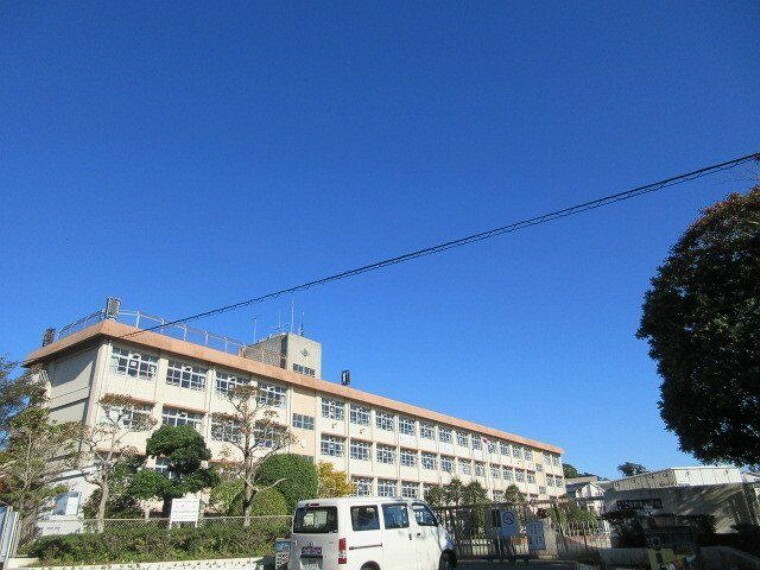 吉野東小学校