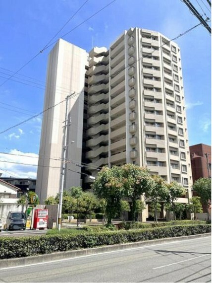 JR大阪環状線/京阪本線/大阪メトロ長堀鶴見緑地線「京橋」駅徒歩8分に立地のマンションです！
