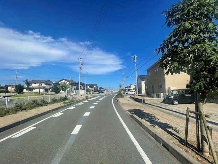 前面道路:公道北側幅員約13.0m接道約13.0m