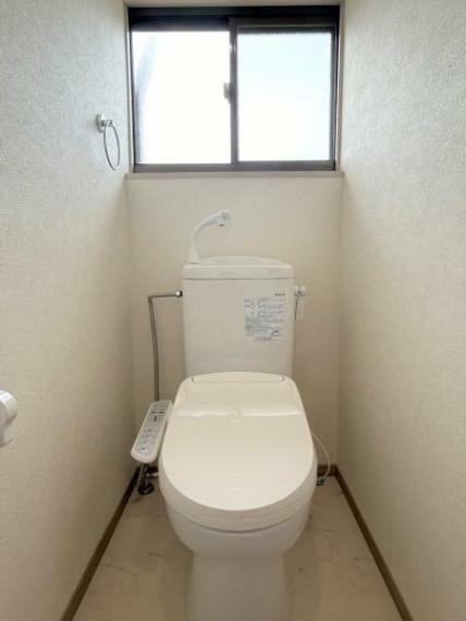 【リフォーム後】トイレも新品交換いたしました。使用感の残る水回りは新品交換いたします。