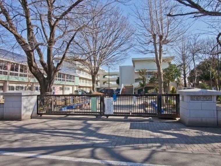 所沢市立伸栄小学校 西武新宿線「新所沢駅」が最寄りの小学校でございます。ご近所の評判も良いです！
