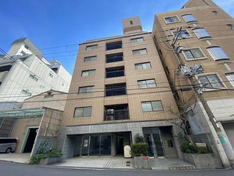 大阪メトロ谷町線「谷町六丁目」駅徒歩6分に立地のマンションです！