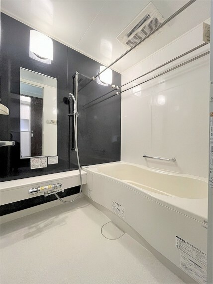1418サイズ・低床式浴槽・オートバス機能・浴室換気乾燥機付き