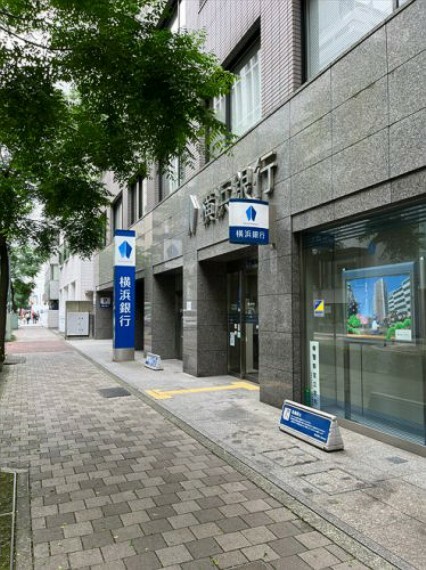 【銀行】横浜銀行 伊勢佐木町支店まで463m