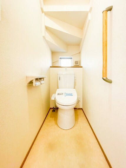 スタイリッシュなトイレ。デザイン性だけではなく機能性にも優れています。