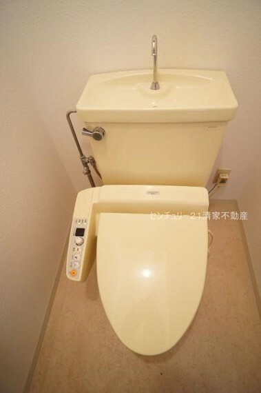 温水洗浄便座付きトイレ！（2024年03月撮影）
