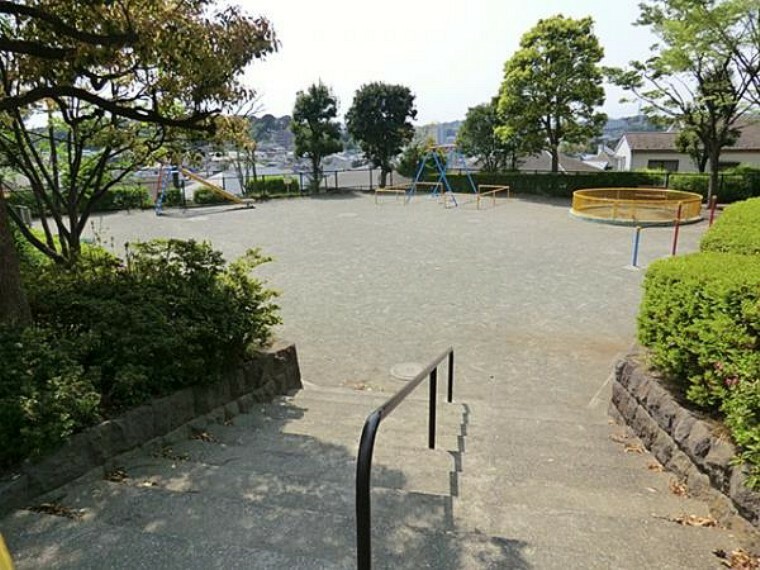 上倉田水神ヶ谷公園