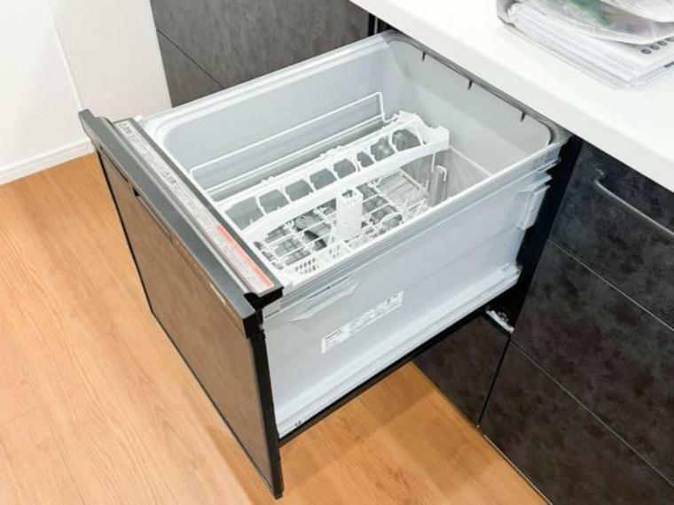 家事負担を軽減する食洗機付き！