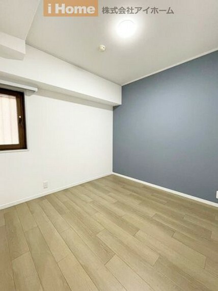 洋室4.4帖。ほどよい広さの居室は、心地よいプライベート空間を提供します。