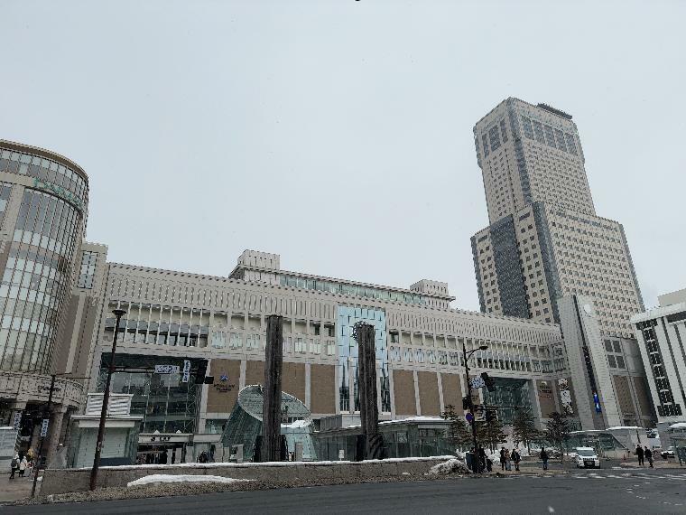JR線札幌駅まで徒歩20分（約1600m）