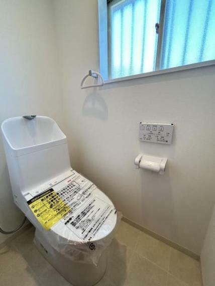 【トイレ】トイレはTOTO社製に新品交換しました。