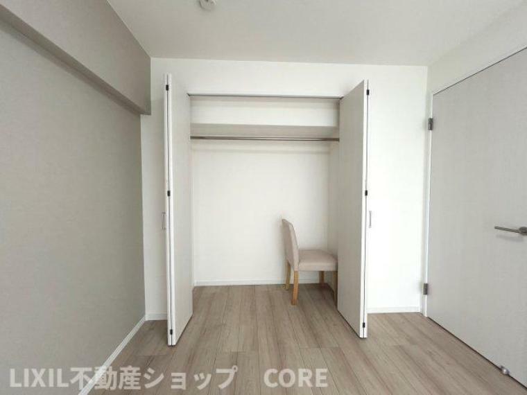 各居室にはクローゼットが備え付けられており、居室の広さを有効に使えます。