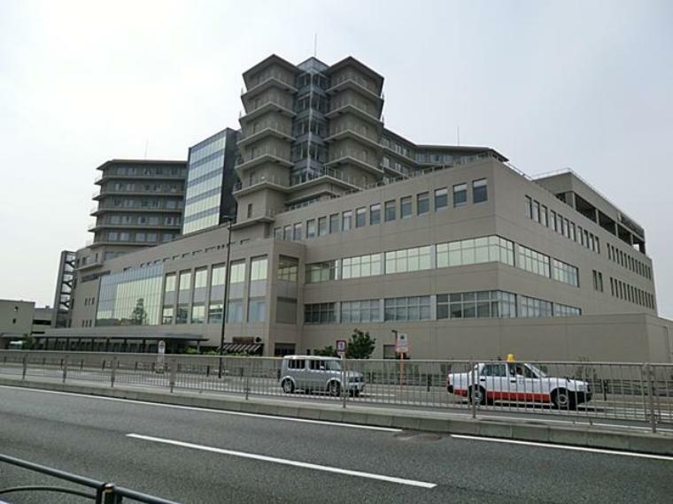済生会東部病院（横浜市の中核病院として診療科数31、救命救急センター、集中治療センターなどがある総合病院。大規模な災害発生時に重症患者を受け入れる「災害医療拠点病院」」にも指定されています。 ）