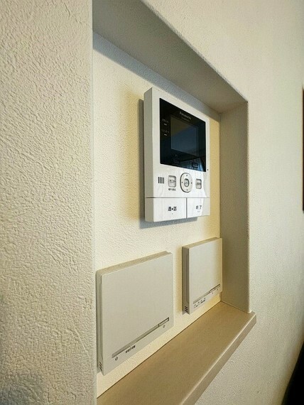 ■来客時に便利なテレビモニターつきインターホン■LDには床暖房もついています