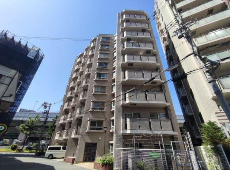 大阪メトロ中央線「阿波座」駅徒歩5分に立地のマンションです！