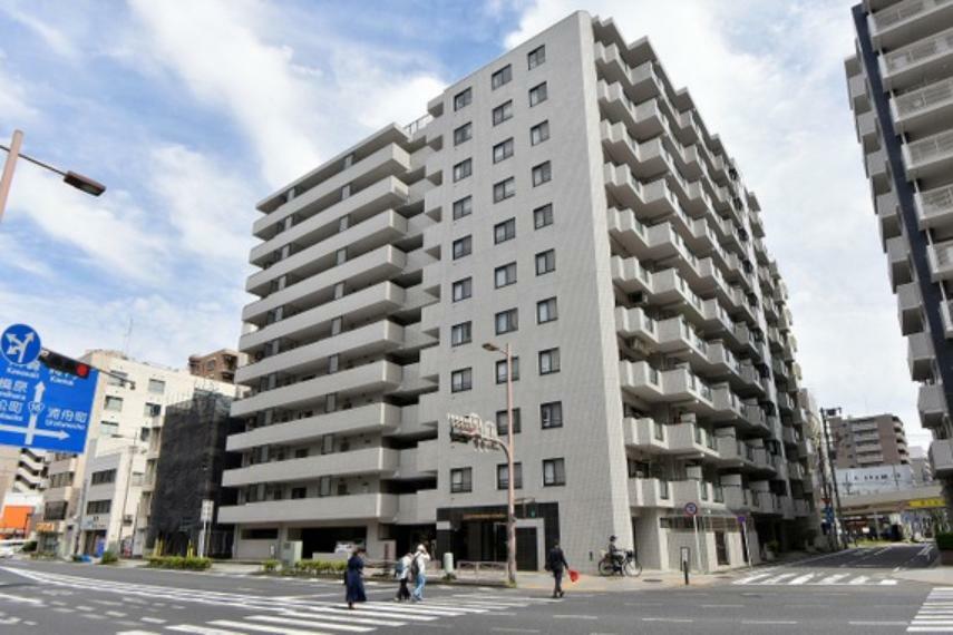 1995年12月築、地上11階建てマンション「クリオ大通り公園弐番館」の7階部分のお部屋です。