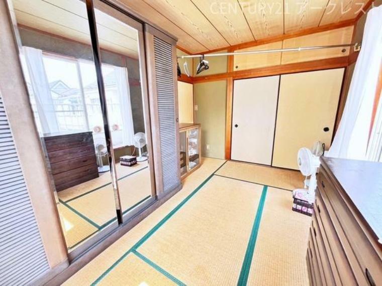 ～Japanese Room～<BR/>広々とした和室は、明るくゆっくりできる空間です。