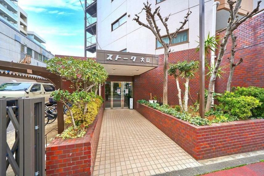 昭和61年1月築　新耐震基準のマンションです。