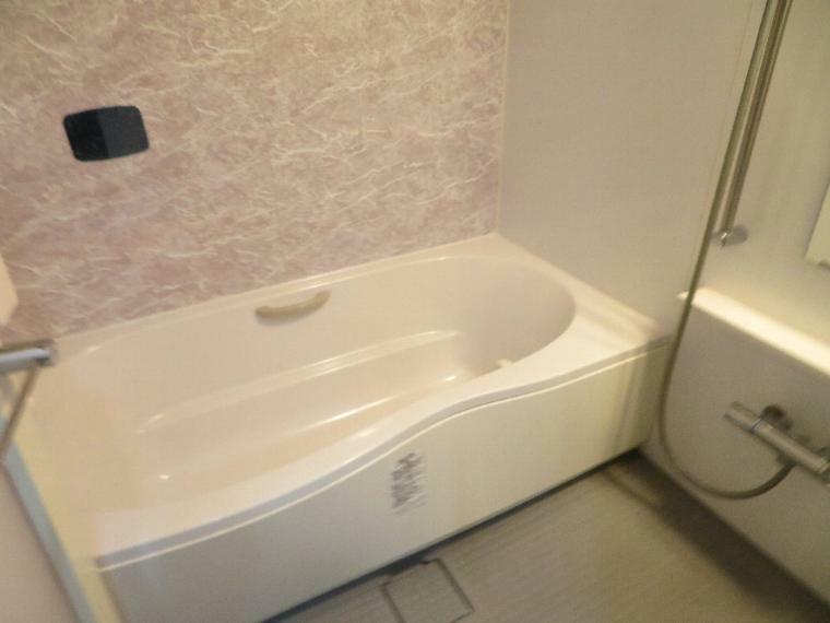 1616ユニットバス　浴室暖房乾燥機付き
