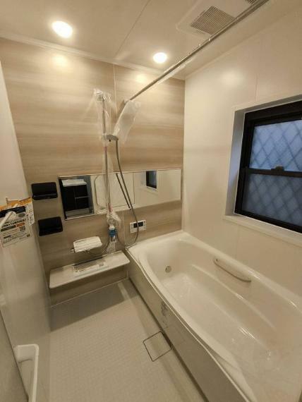 プラズマクラスター付き浴室換気乾燥暖房機の浴室