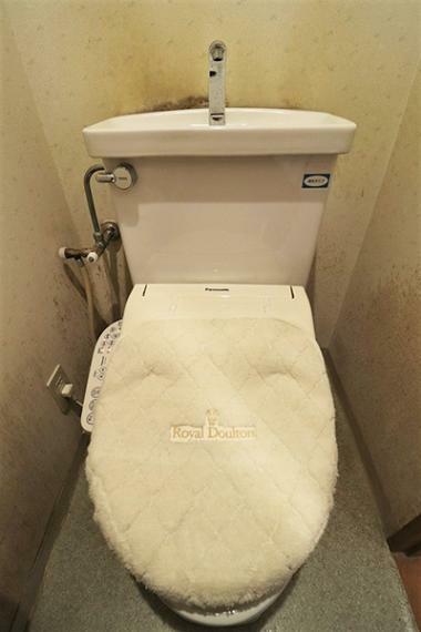 室内（2023年4月）撮影/ウォシュレット機能付き洗浄便座トイレ。