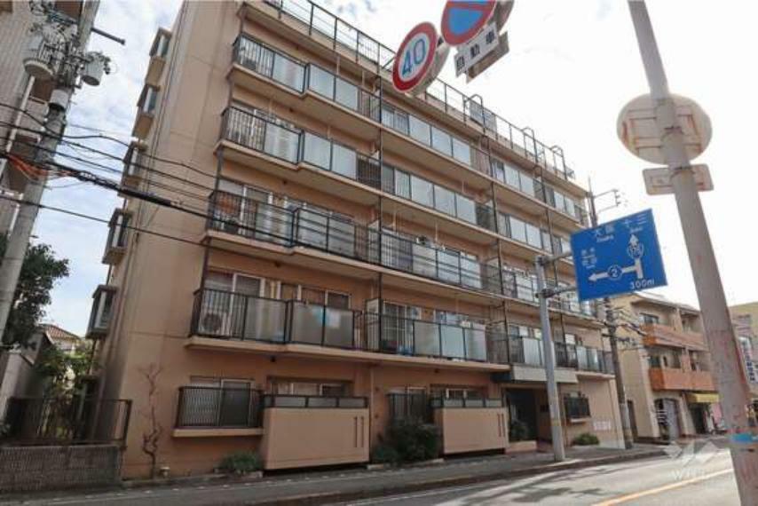 【外観】「清風荘レックスマンション」は、阪急宝塚線「石橋阪大前」駅から徒歩9分です。