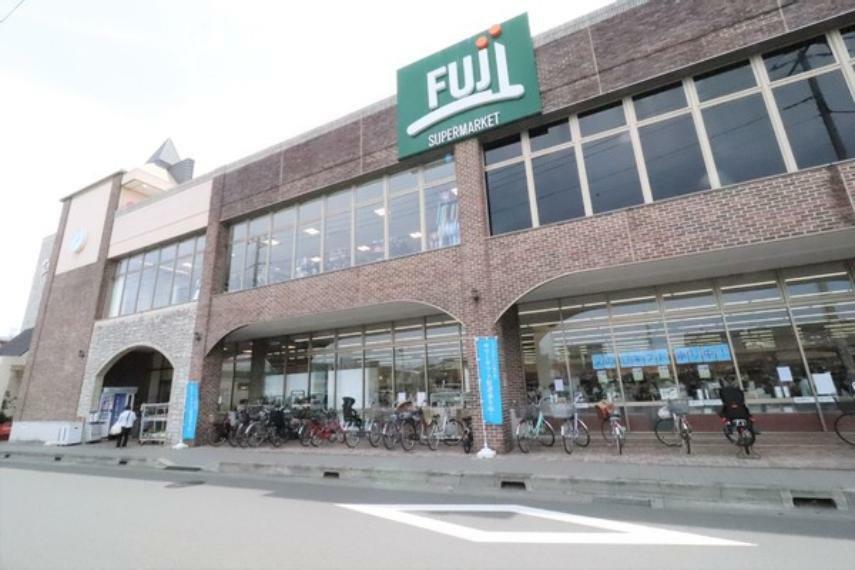 Fuji寒川店
